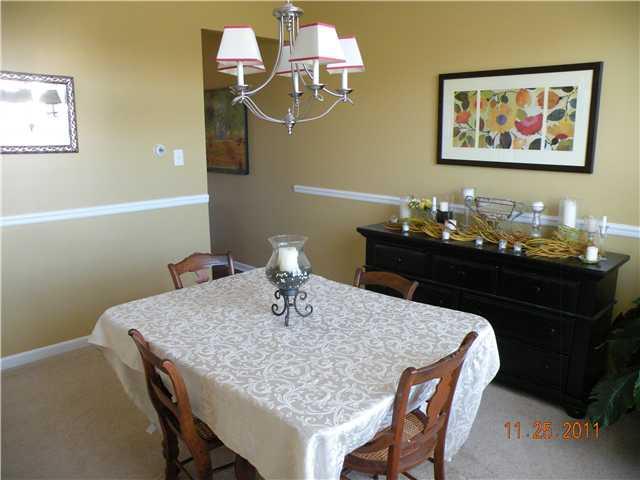 11220 Falling Water Way Fishers, IN 46037 - Photo 10 of 24 Gallery Image 10