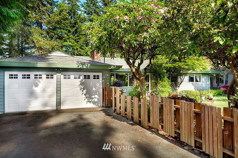 13501 182nd Avenue Southeast Renton, WA 98059 - Photo 1 of 25 Gallery Image 1