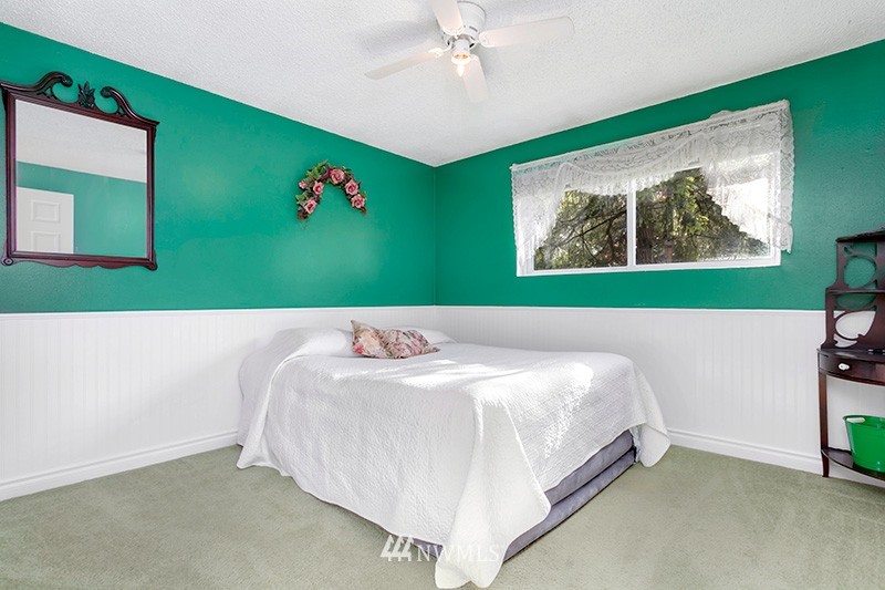 13501 182nd Avenue Southeast Renton, WA 98059 - Photo 14 of 25 Gallery Image 14