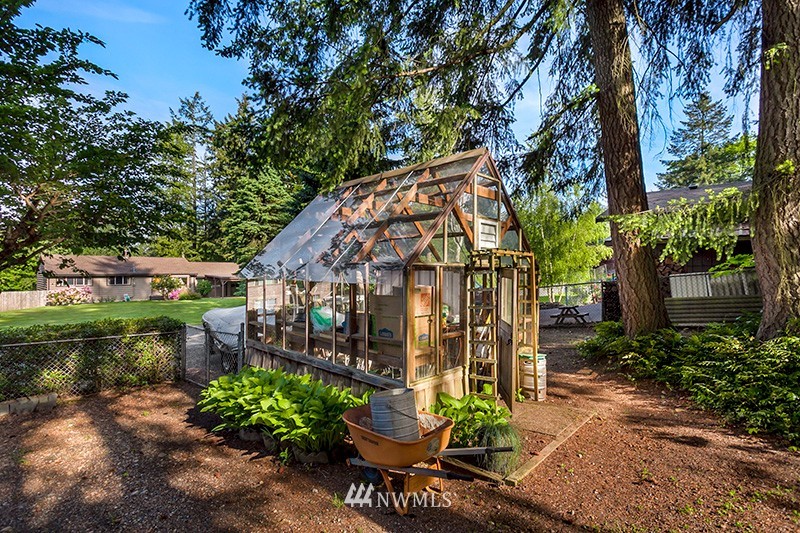 13501 182nd Avenue Southeast Renton, WA 98059 - Photo 24 of 25 Gallery Image 24