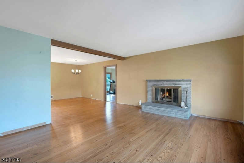 43 King George Road Warren, NJ 07059 - Photo 12 of 35