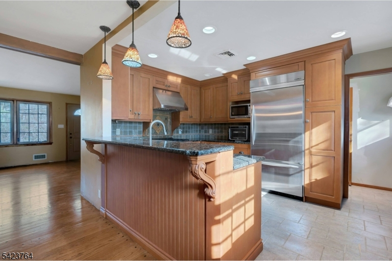 43 King George Road Warren, NJ 07059 - Photo 14 of 35