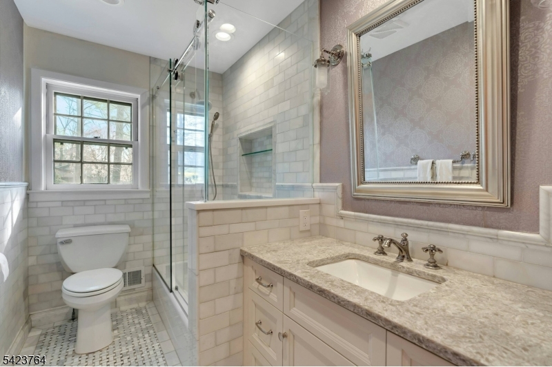 43 King George Road Warren, NJ 07059 - Photo 25 of 35