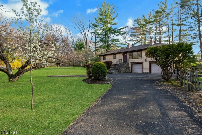 43 King George Road Warren, NJ 07059 - Photo 32 of 35