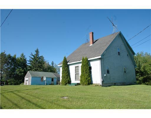 2561 Friendship Road Waldoboro, ME 04572 - Photo 11 of 12 Exterior Back.