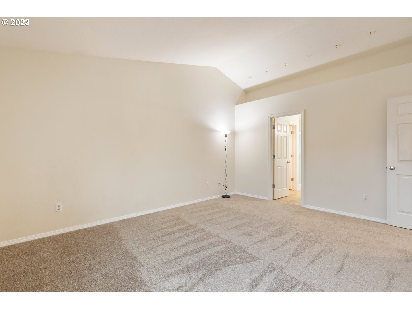 16519 Northeast 12th Avenue Ridgefield, WA 98642 - Photo 18 of 44 a view of an empty room