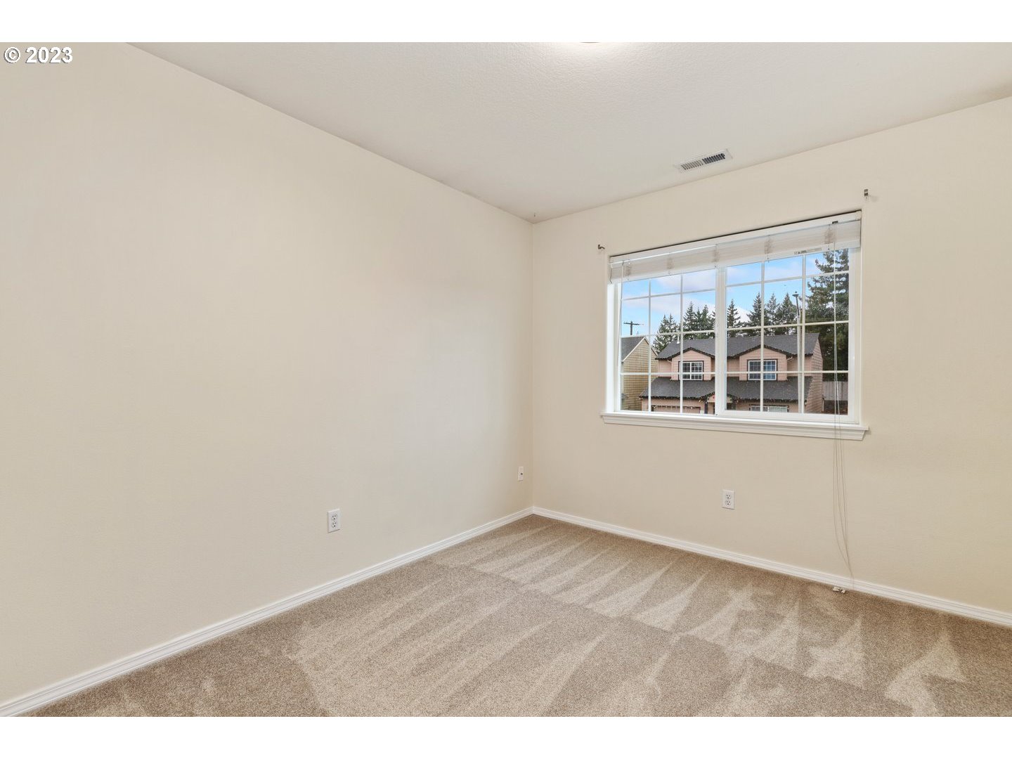 16519 Northeast 12th Avenue Ridgefield, WA 98642 - Photo 24 of 44 a view of an empty room with window