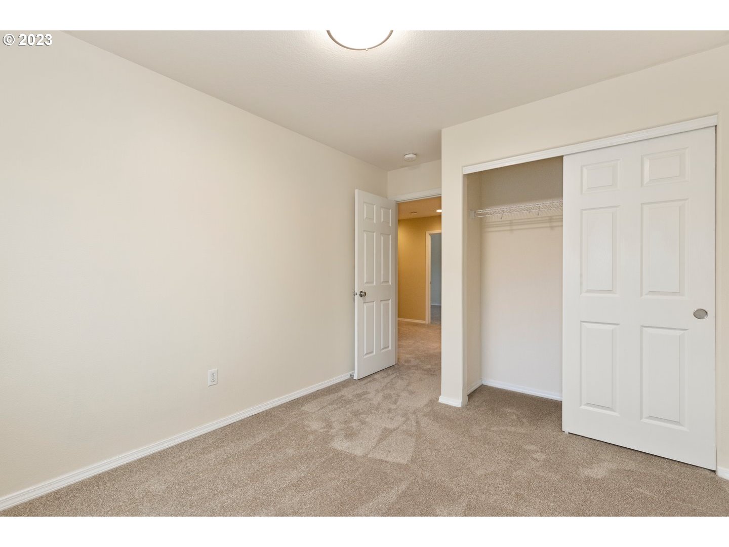 16519 Northeast 12th Avenue Ridgefield, WA 98642 - Photo 25 of 44 a view of an empty room