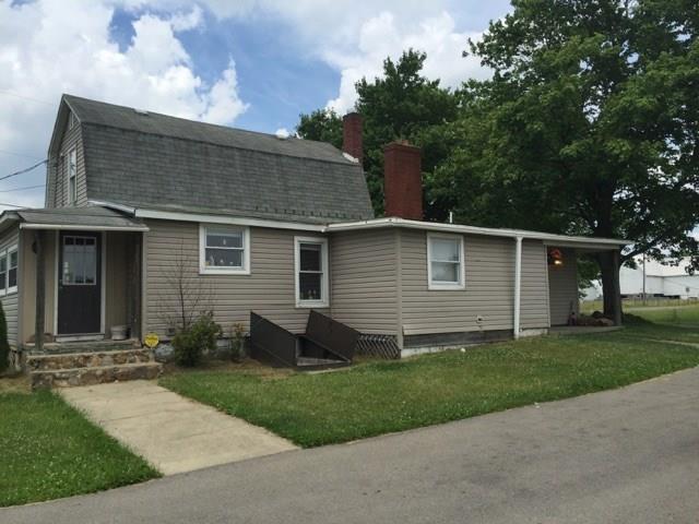 4060 Old Mercer Road New Castle, PA 16105 - Photo 4 of 20 Exterior Back