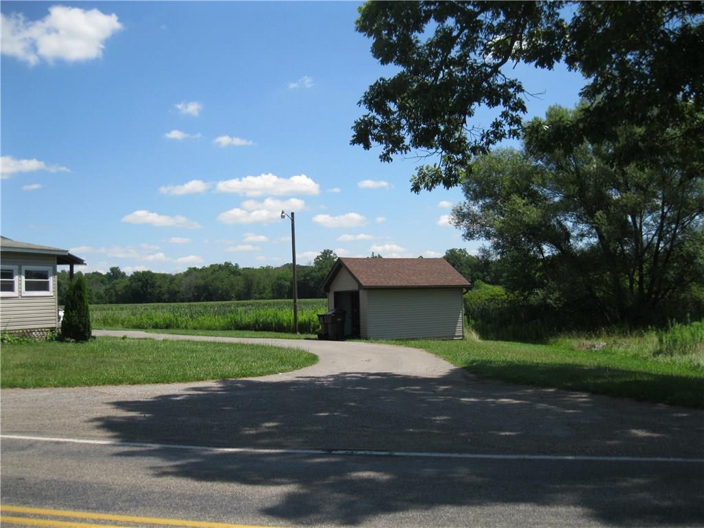 4060 Old Mercer Road New Castle, PA 16105 - Photo 7 of 20 Outbuilding/shed