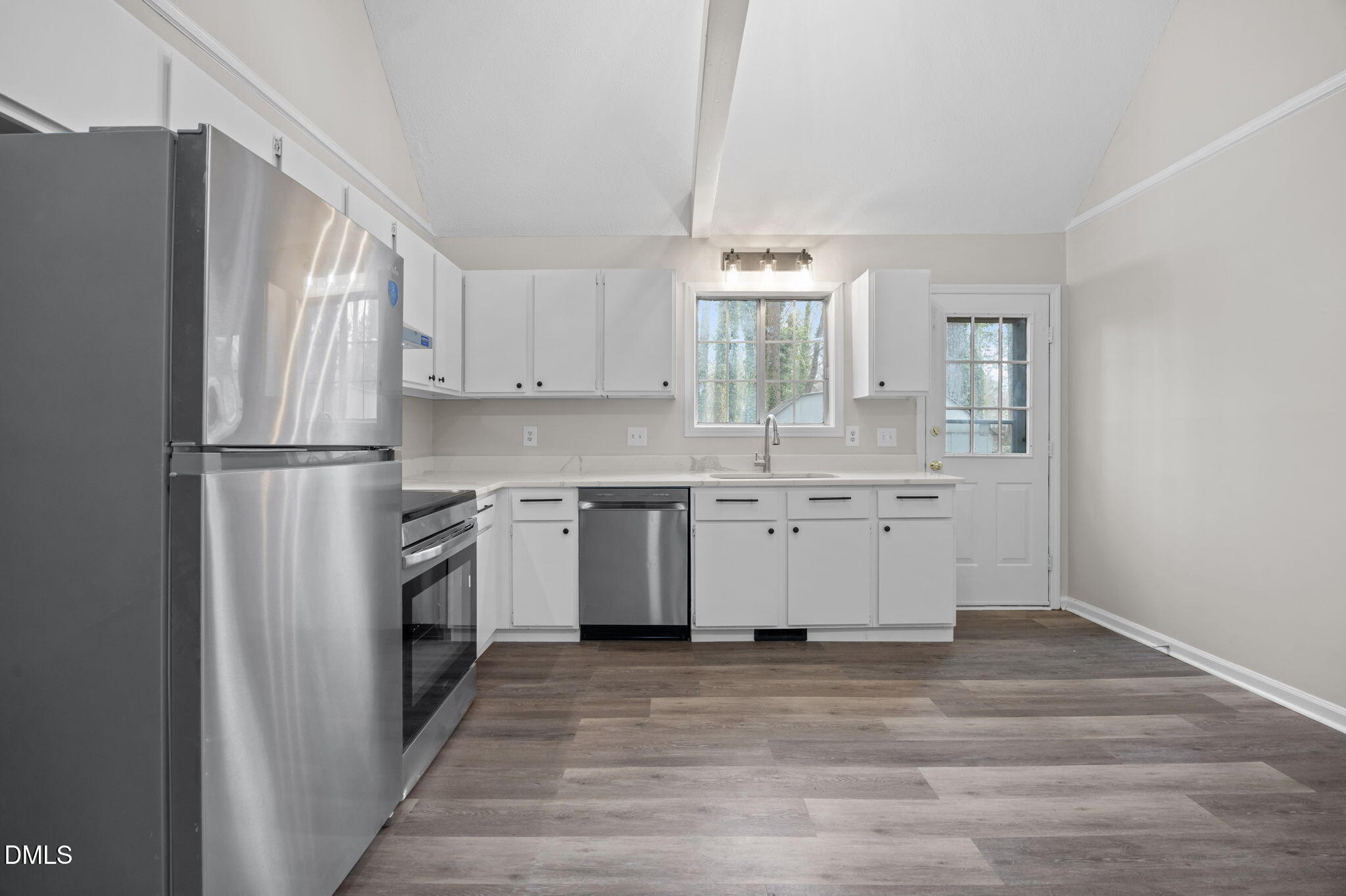 3508 Rigel Court Raleigh, NC 27604 - Photo 11 of 41 24-web-or-mls-IMG_3934