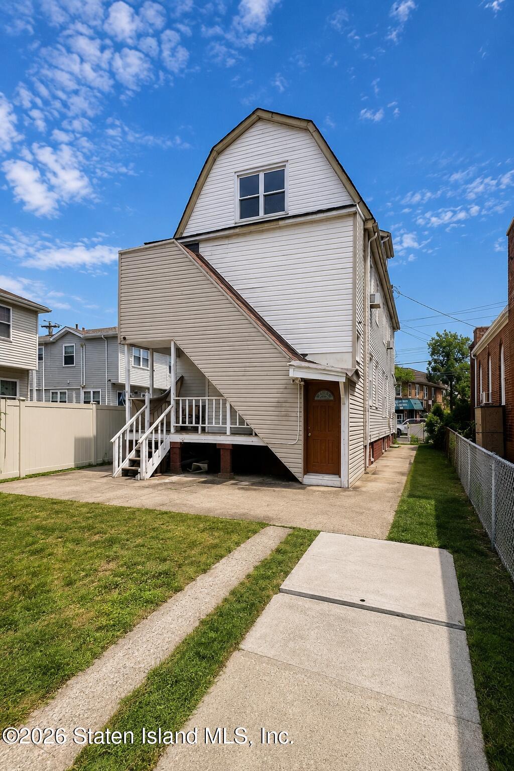 7355 Amboy Road Staten Island, NY 10307 - Photo 1 of 14 AA8692B3-9F0F-45E8-8275-4FA576E0726A