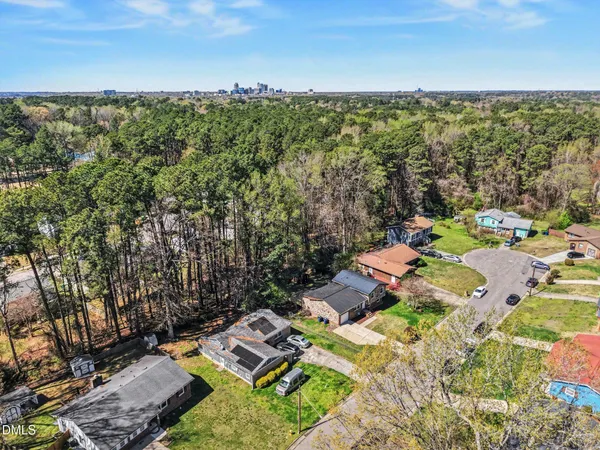 $389,900 | 2608 Adcox Place, Raleigh, NC 27610