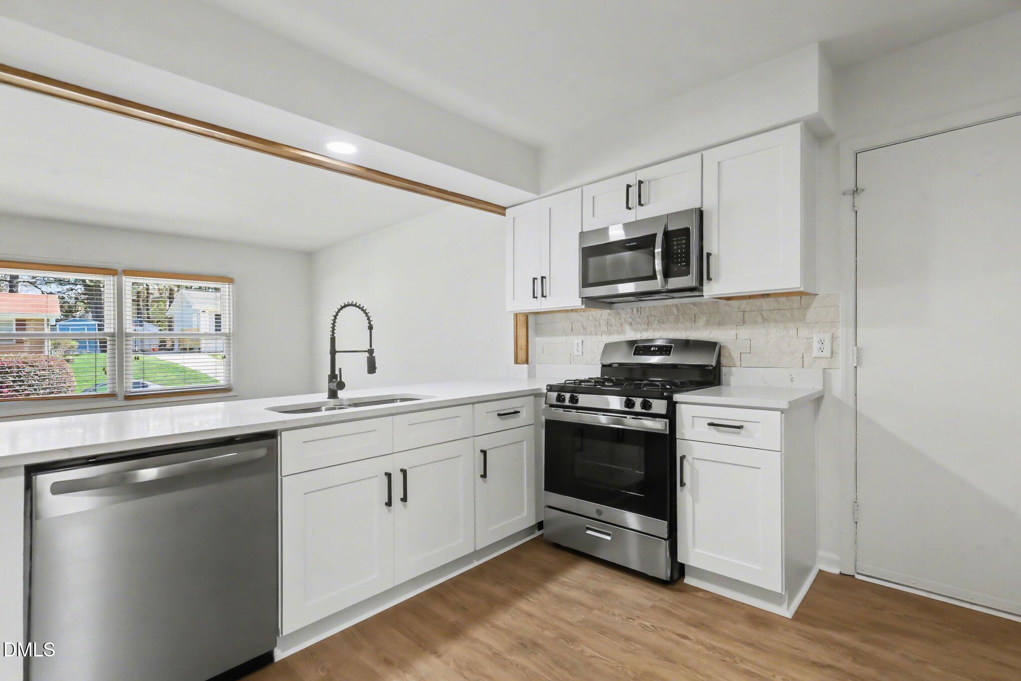 2608 Adcox Place Raleigh, NC 27610 - Photo 5 of 30 010_file_1304