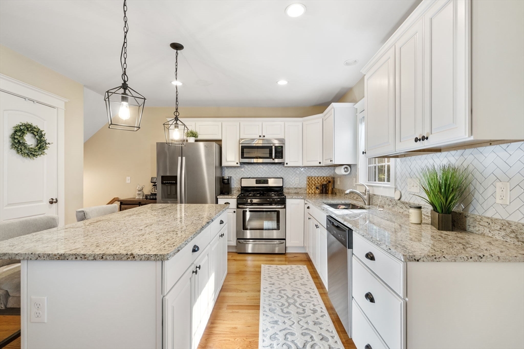 101 Turtle Brook Road, Unit 202 Canton, MA 02021 - Photo 11 of 30 Gallery Image 11