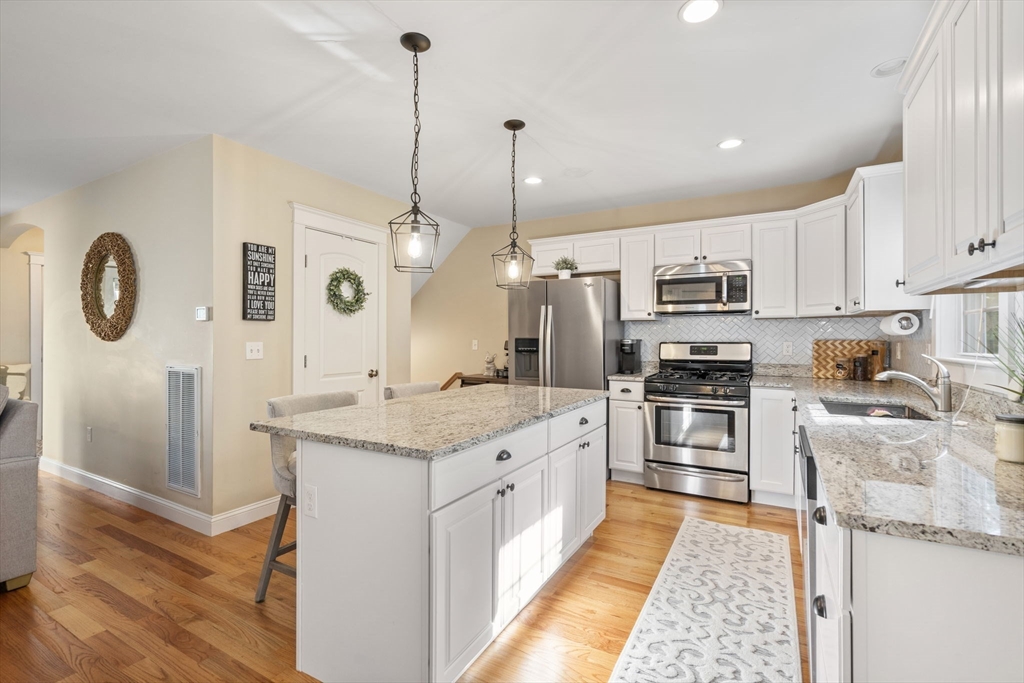 101 Turtle Brook Road, Unit 202 Canton, MA 02021 - Photo 13 of 30 Gallery Image 13