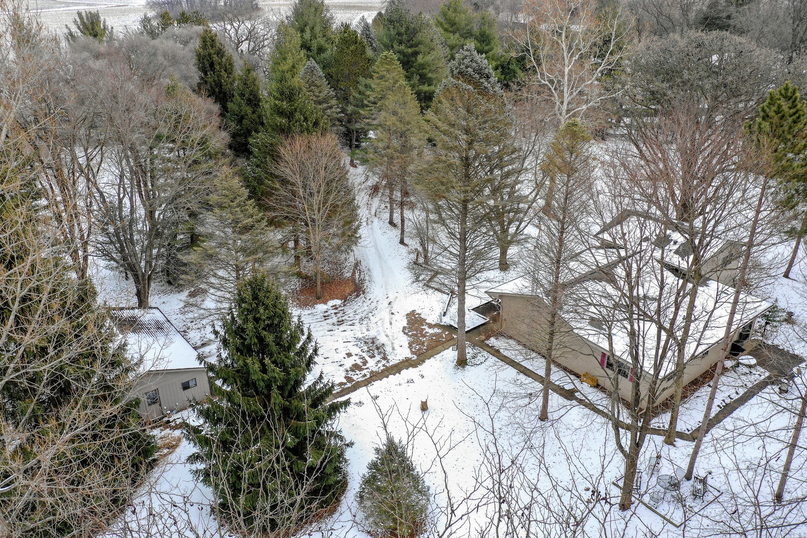 7605 Kemman Road Hebron, IL 60034 - Photo 5 of 17