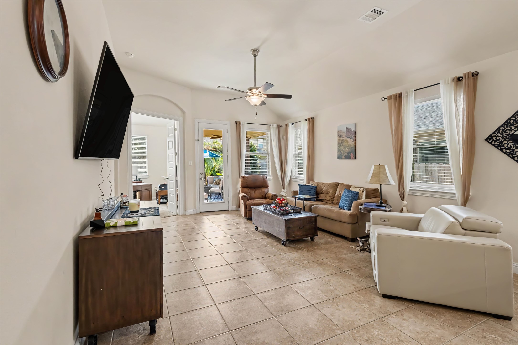 27907 Hidden Stream Drive Spring, TX 77386 - Photo 6 of 50 Gallery Image 6