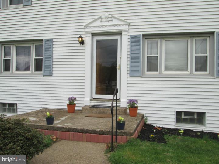 1266 Southampton Road Philadelphia, PA 19116 - Photo 2 of 24 Exterior