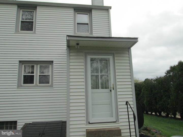 1266 Southampton Road Philadelphia, PA 19116 - Photo 14 of 24 Exterior Back