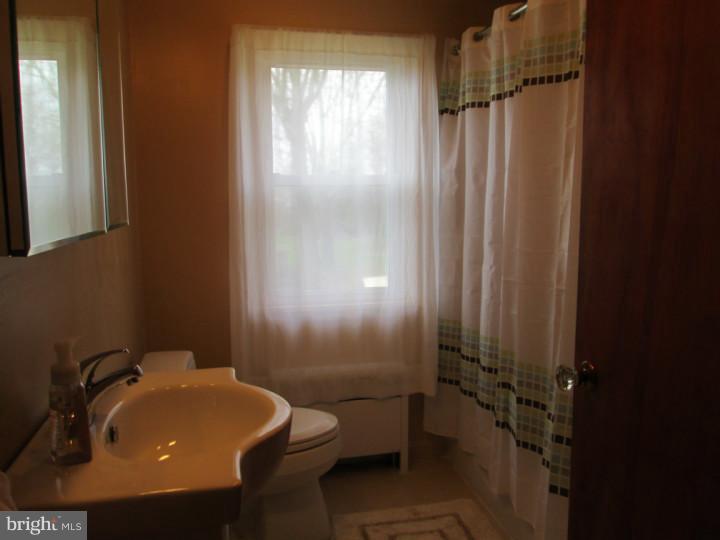 1266 Southampton Road Philadelphia, PA 19116 - Photo 18 of 24 Bathroom