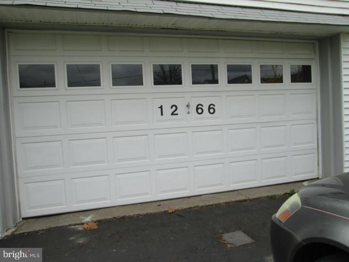 1266 Southampton Road Philadelphia, PA 19116 - Photo 3 of 24 Garage