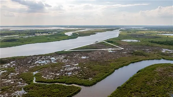 $15,000,000 | 0 Off Of Big Lake Rd Lake, Lake Charles, LA 70605