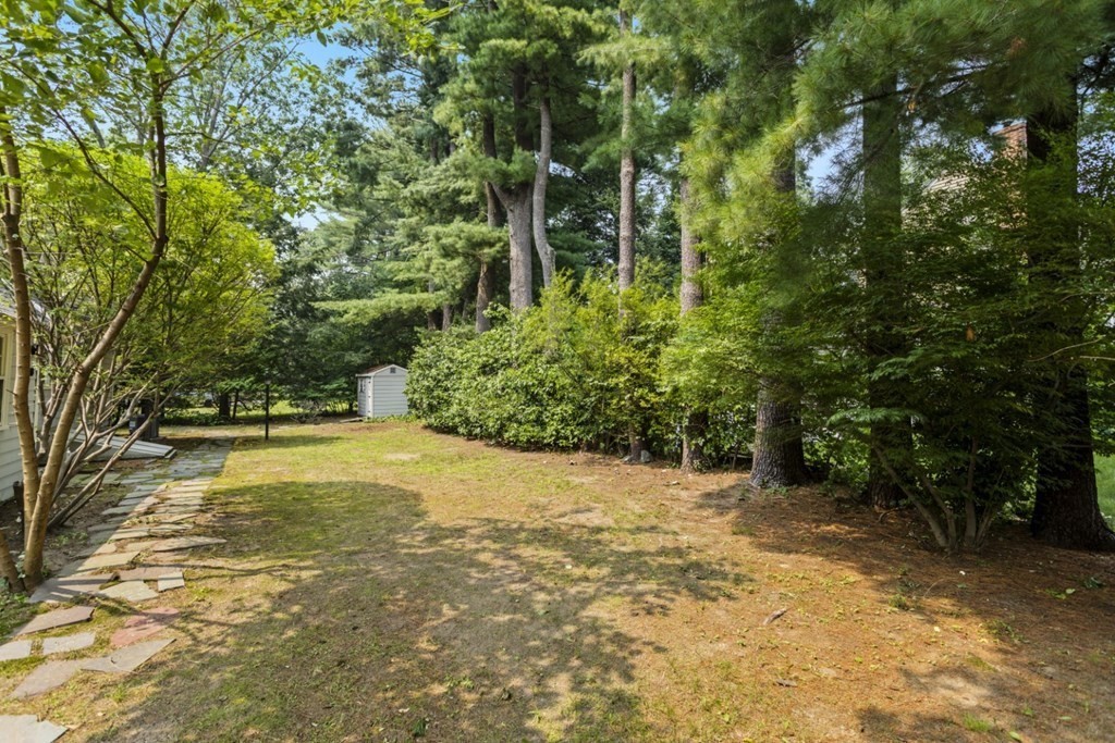 35 Carter Road Lynnfield, MA 01940 - Photo 29 of 32 Gallery Image 29