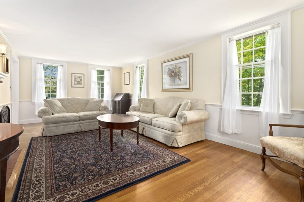 35 Carter Road Lynnfield, MA 01940 - Photo 7 of 32 Gallery Image 7