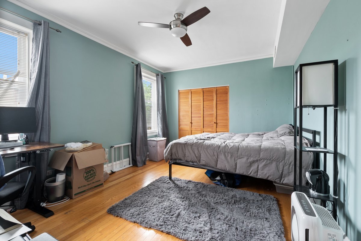 2732 West Greenleaf Avenue, Unit 3 Chicago, IL 60645 - Photo 13 of 15