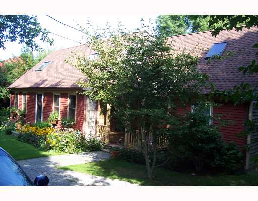 15 Duffield Road Bristol, RI 02809 - Photo 8 of 8 Exterior Front.