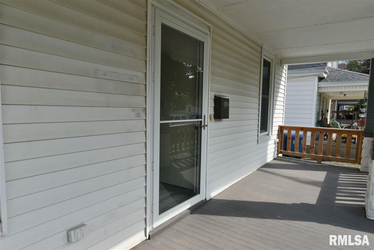 2022 North 16th Street Springfield, IL 62702 - Photo 3 of 25