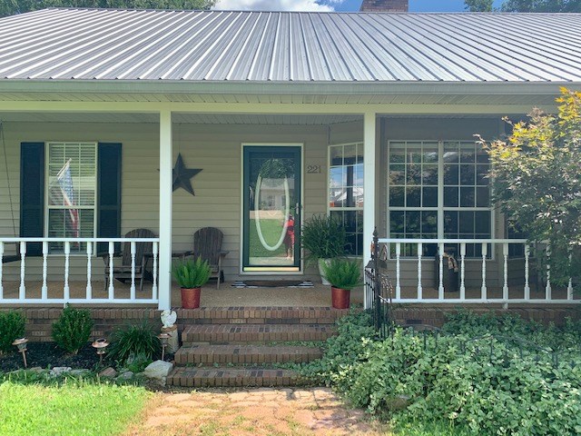 221 Old Shiloh Road Adamsville, TN 38310 - Photo 2 of 25 Gallery Image 2