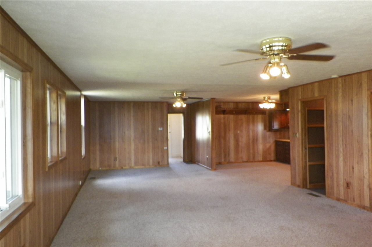 12401 South 200 E Road Muncie, IN 47302 - Photo 8 of 15 Gallery Image 8