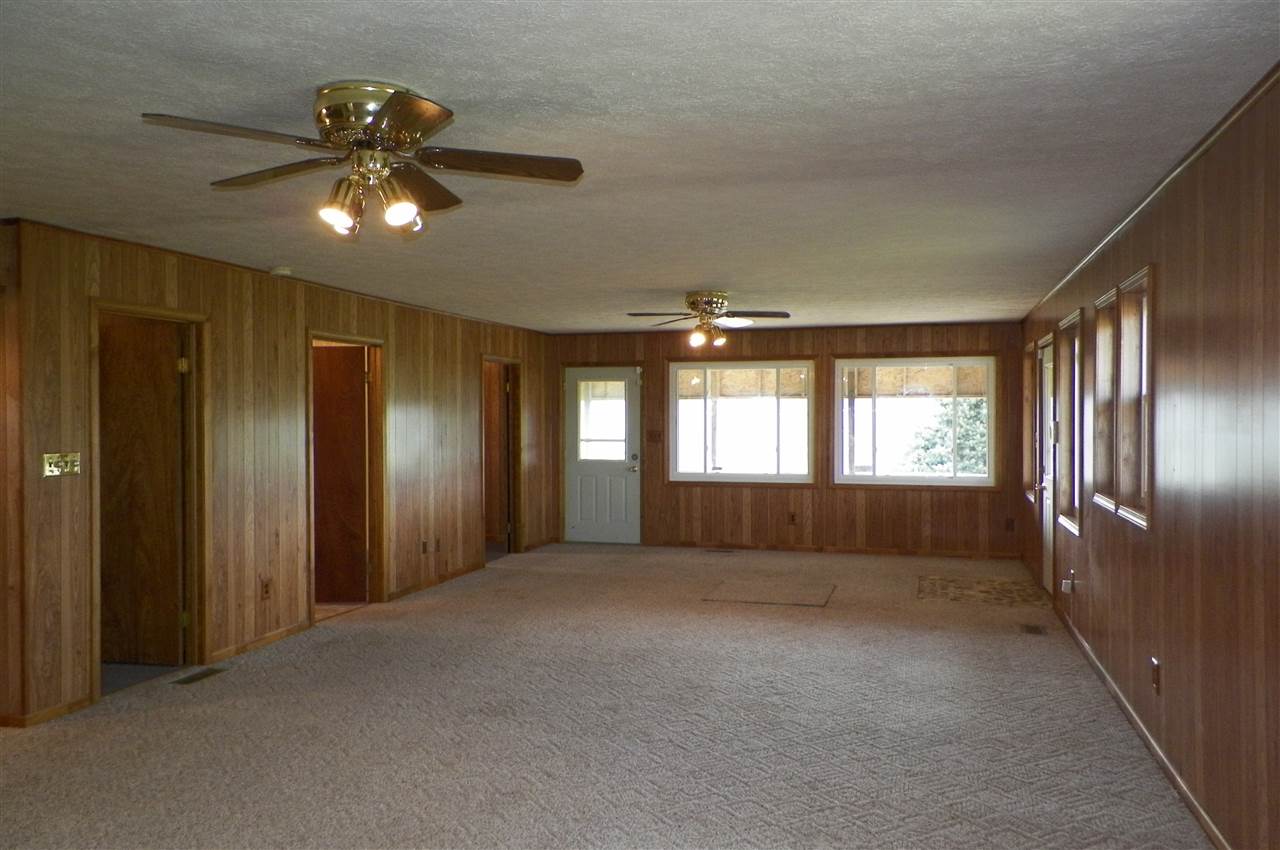 12401 South 200 E Road Muncie, IN 47302 - Photo 9 of 15 Gallery Image 9