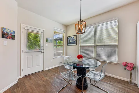 $450,000 | 908 Goldilocks Lane, Manchaca, TX 78652