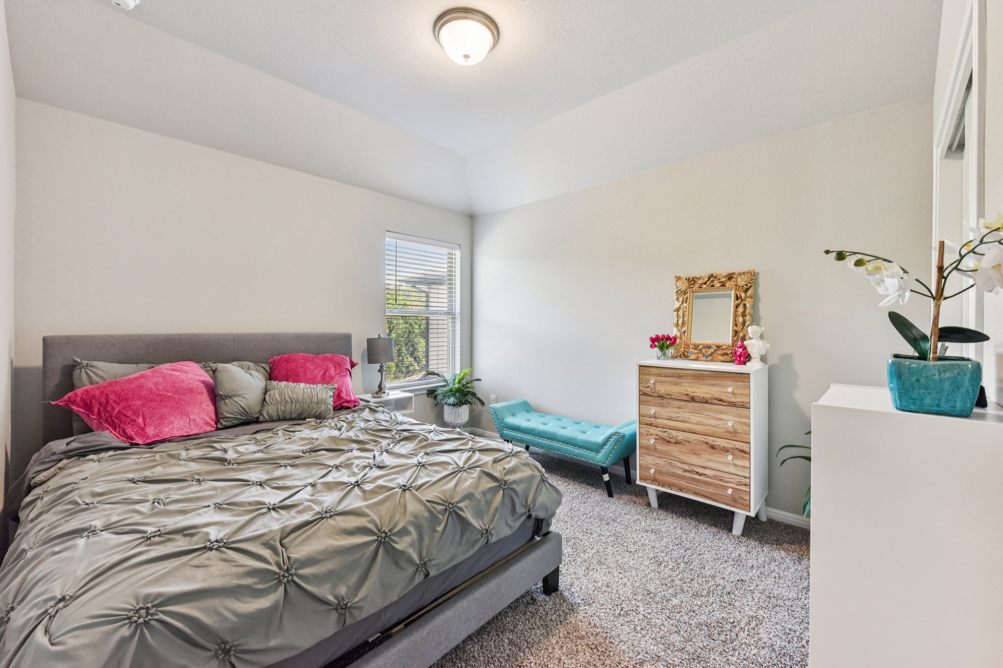 908 Goldilocks Lane Manchaca, TX 78652 - Photo 22 of 34 If rooms aren't needed, they can easily be configured for guests, an office or fitness room.