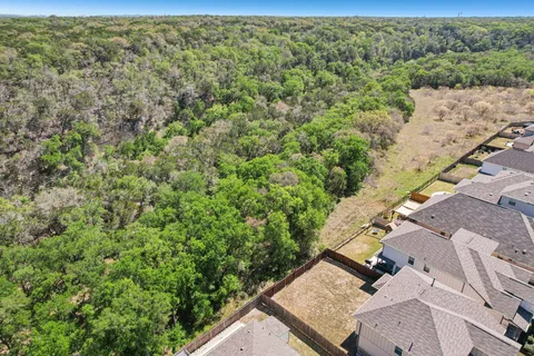 $445,000 | 908 Goldilocks Lane, Manchaca, TX 78652