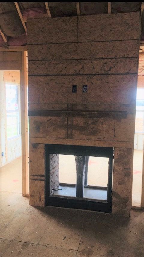 2016 Longview Road Bell Buckle, TN 37020 - Photo 7 of 7 a living room with a fireplace