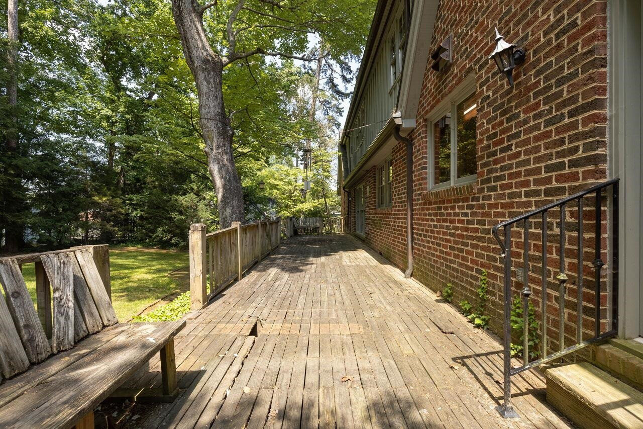 321 Buncombe Street Raleigh, NC 27609 - Photo 43 of 48 Photo 43
