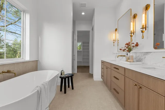 $1,399,990 | 23672 Darkhorse Drive, Auburn, CA 95602