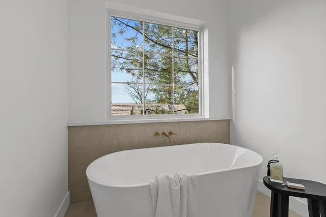 $1,399,990 | 23672 Darkhorse Drive, Auburn, CA 95602