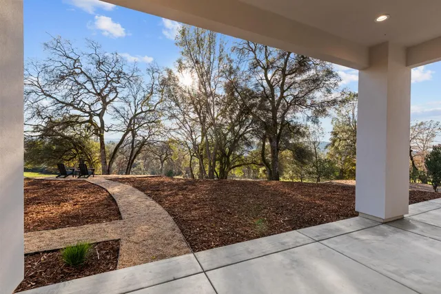 $1,399,990 | 23672 Darkhorse Drive, Auburn, CA 95602