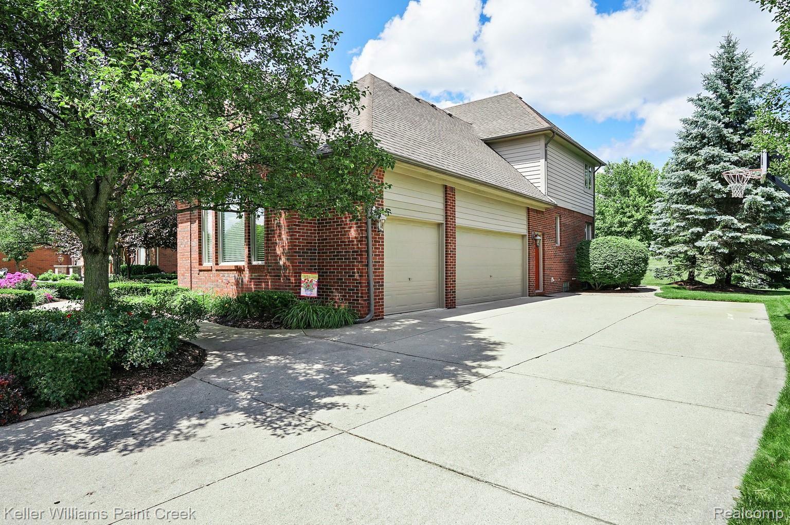 610 Springview Drive Rochester, MI 48307 - Photo 43 of 43 DSC01353.jpg