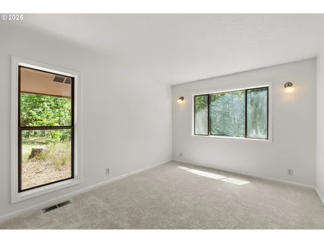 $1,490,000 | 93933 Marcola Road, Marcola, OR 97454