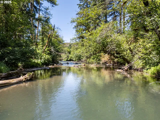 $1,490,000 | 93933 Marcola Road, Marcola, OR 97454