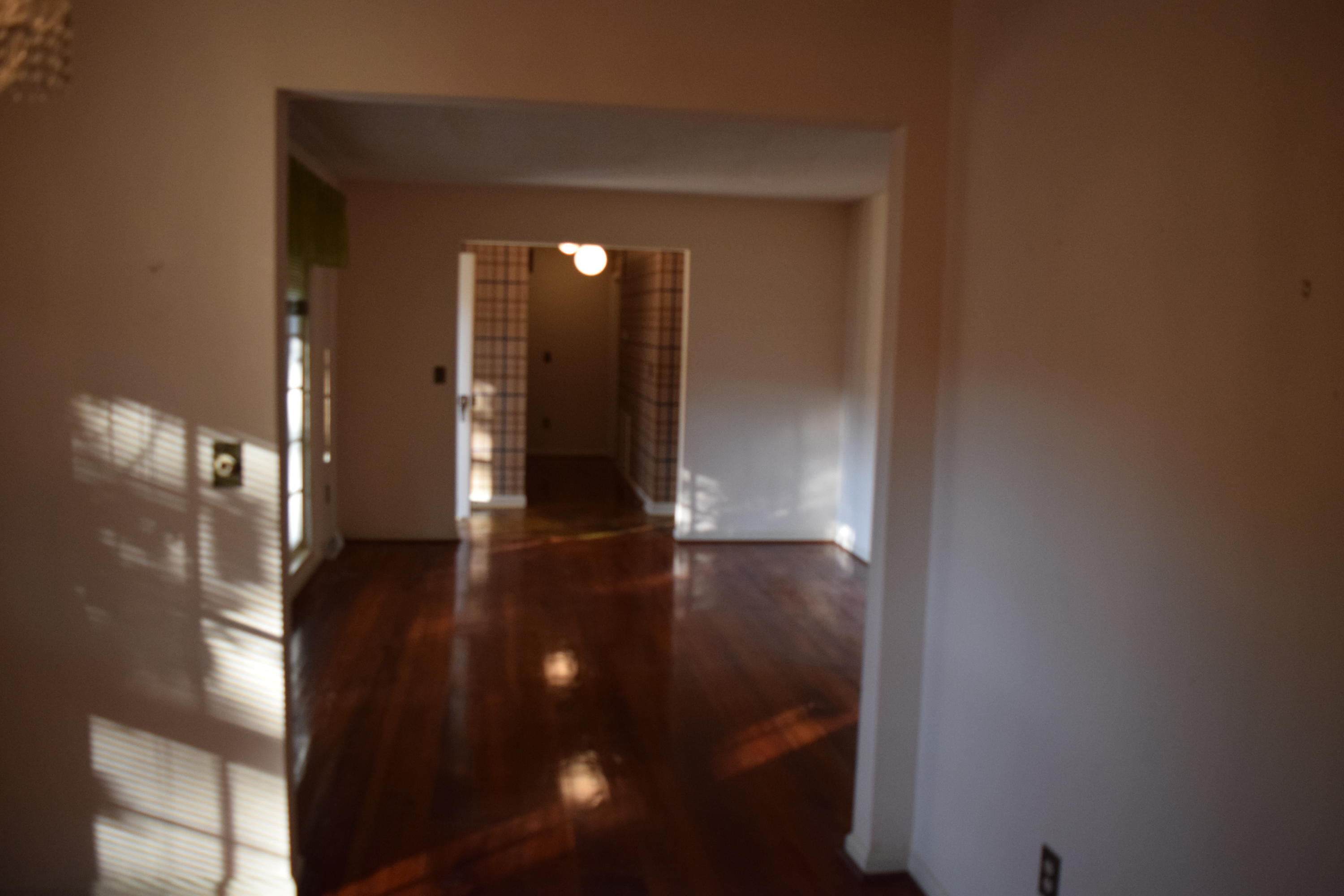 2310 Wofford Road Charleston, SC 29414 - Photo 6 of 28 DSC_0696