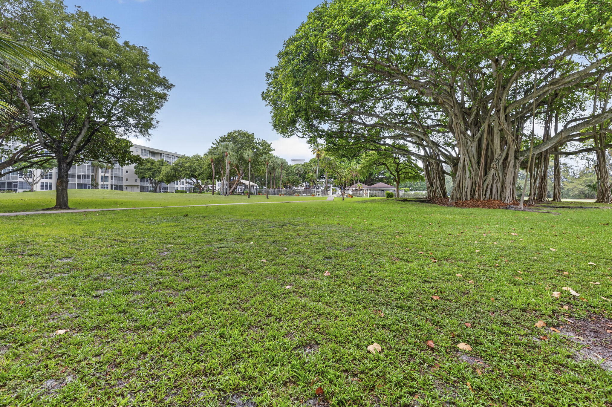 3000 South Course Drive, Unit 103 Pompano Beach, FL 33069 - Photo 23 of 42 23-web-or-mls-8I8A2152