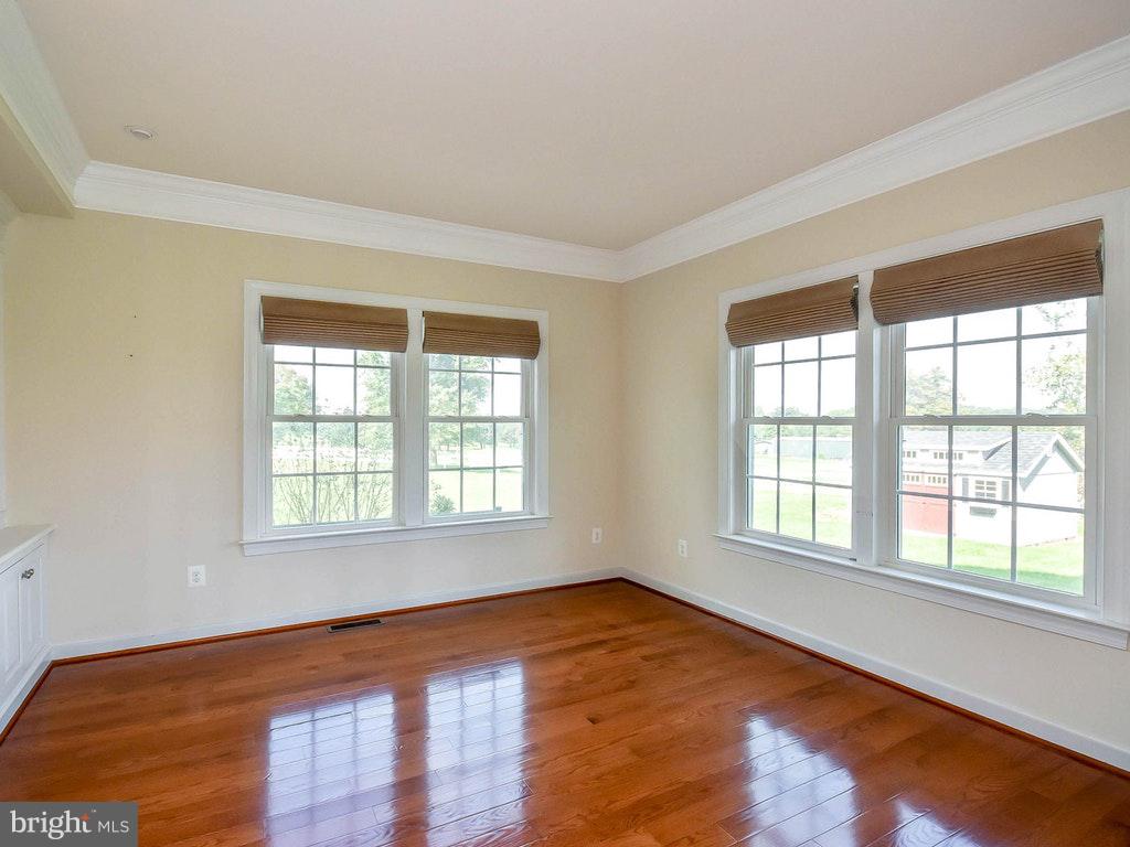 623 Fairway Drive Telford, PA 18969 - Photo 14 of 37 Office / Study