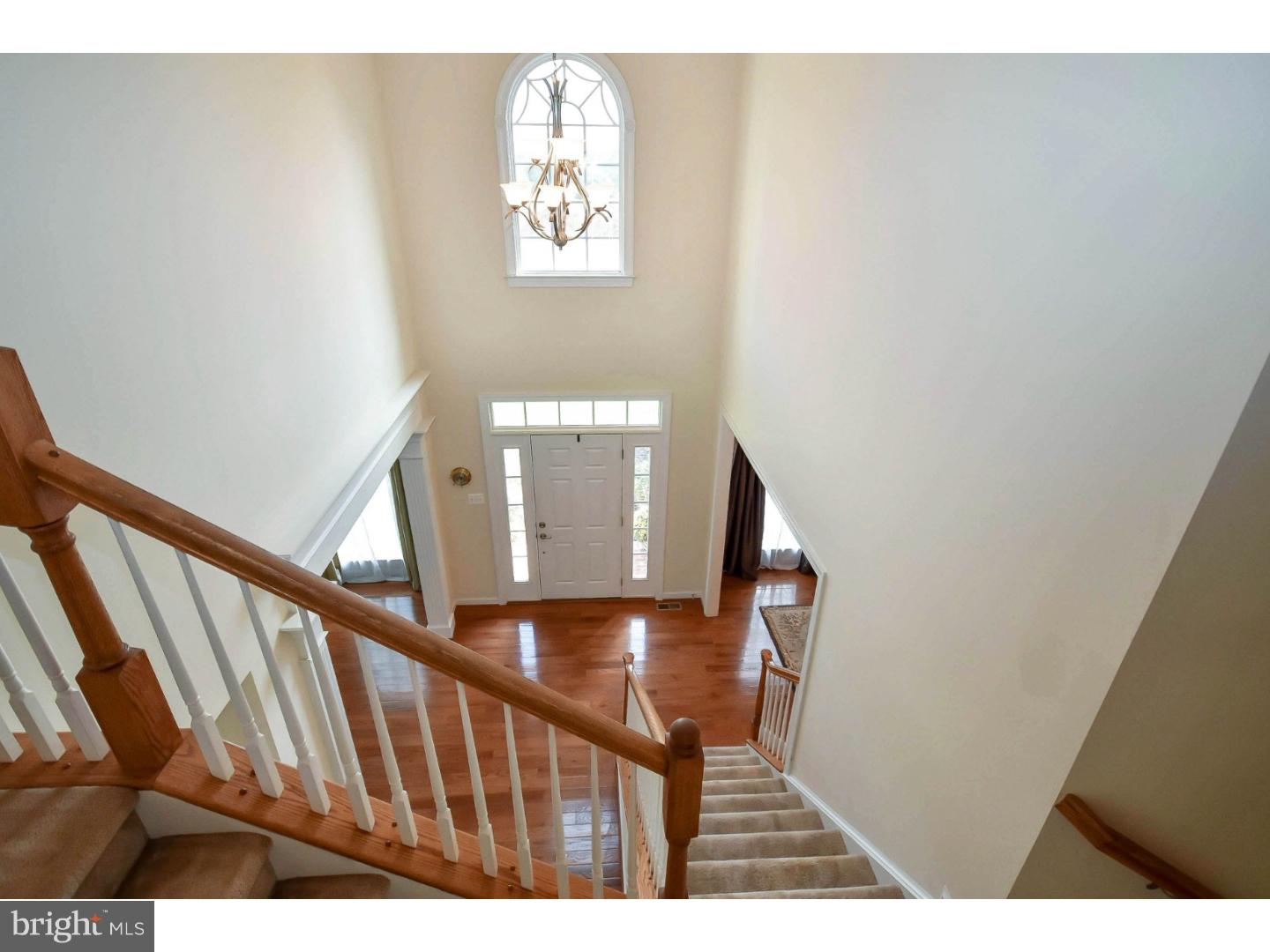 623 Fairway Drive Telford, PA 18969 - Photo 16 of 37 Foyer